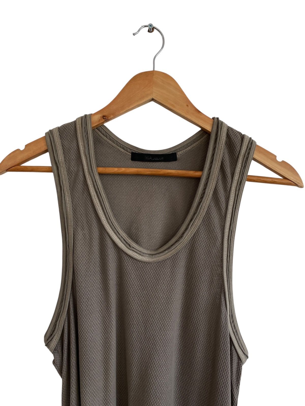 Julius Very Rare Vintage Brand Julius 7 Tank Top Sleevesless 2000s Size US S / EU 44-46 / 1 - 3 Thumbnail