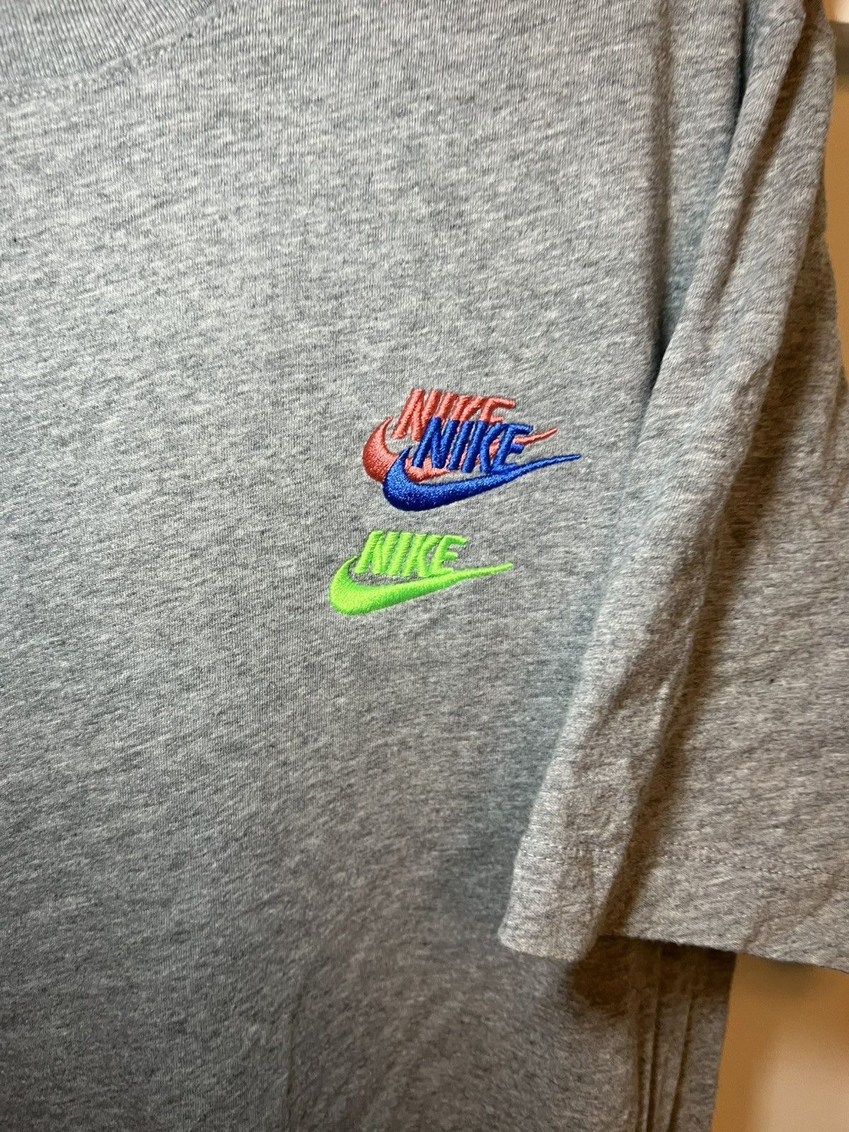 Nike Vintage Nike multi embroidered logo T-shirt Size US XL / EU 56 / 4 - 4 Thumbnail