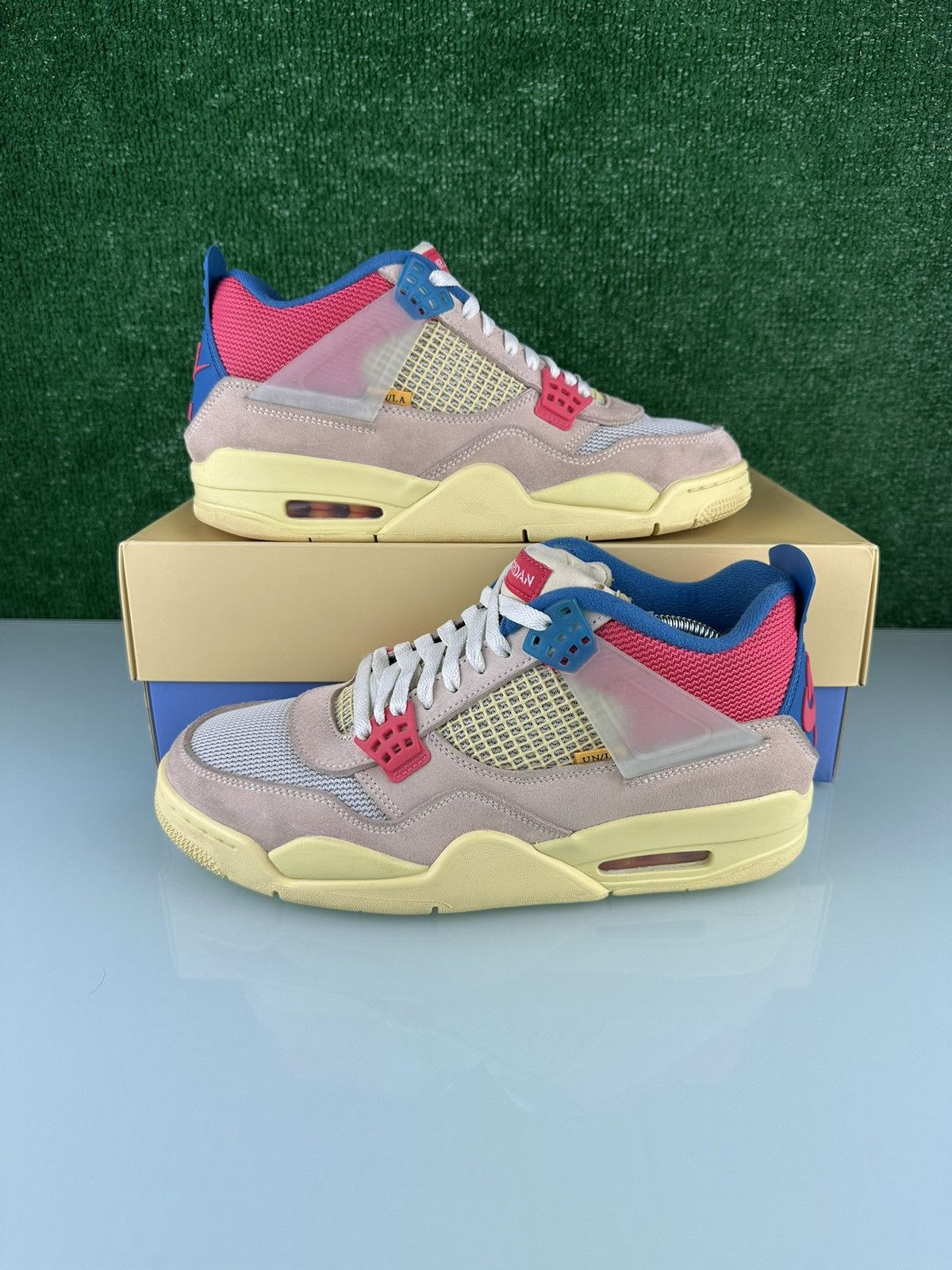 Jordan Brand Jordan 4 Retro x Union LA Mid Guava Ice size 10 Size US 10 / EU 43 - 2 Thumbnail