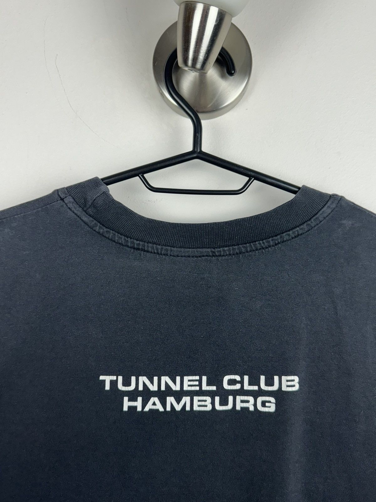 Band Tees × Vintage Vintage t shirt Tunnel Club Hamburg 00s original retro item Size US M / EU 48-50 / 2 - 3 Thumbnail