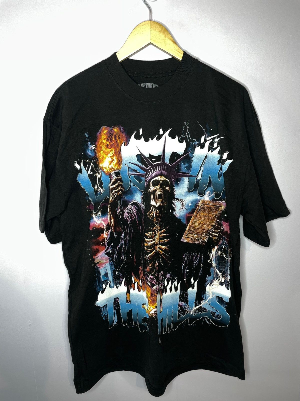 Lost hills Lost Hills Flames Tee Black Size US L / EU 52-54 / 3 - 1 Thumbnail