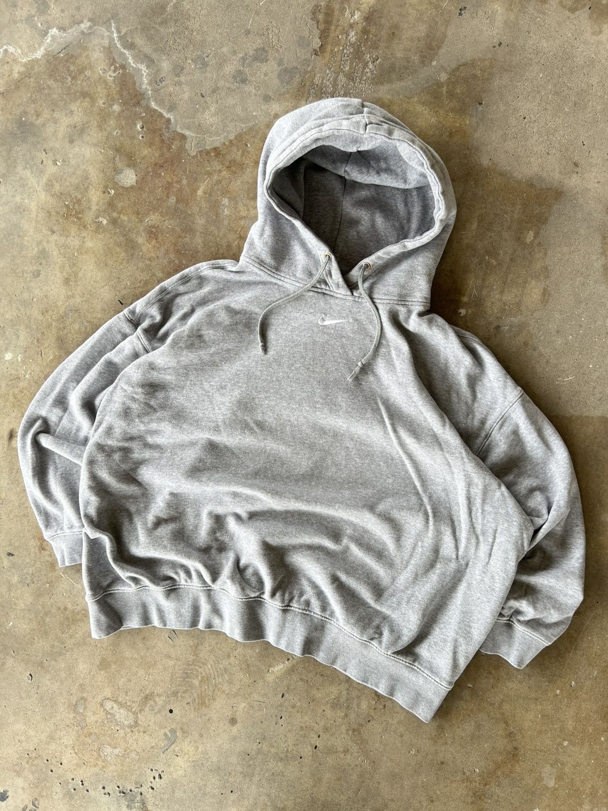 Nike Vintage Nike White Tag Center Swoosh Sweatshirt Hoodie Size US XXL / EU 58 / 5 - 1 Thumbnail