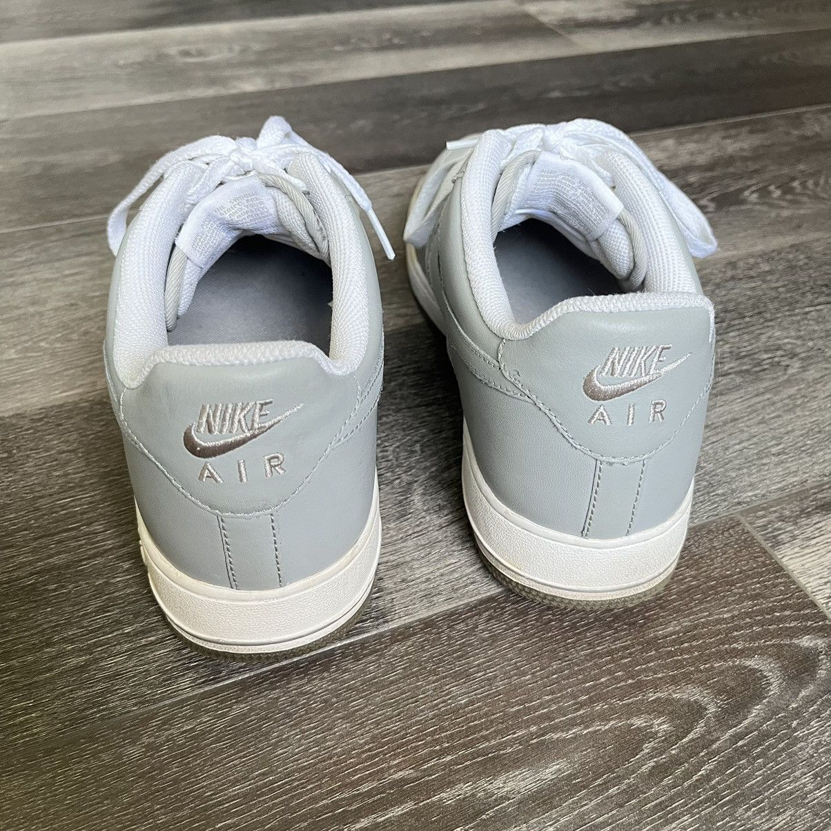Nike Vintage 2000s Nike Air Force 1 07 ‘Medium Grey’ Shoes 10.5 Size US 10.5 / EU 43-44 - 5 Thumbnail