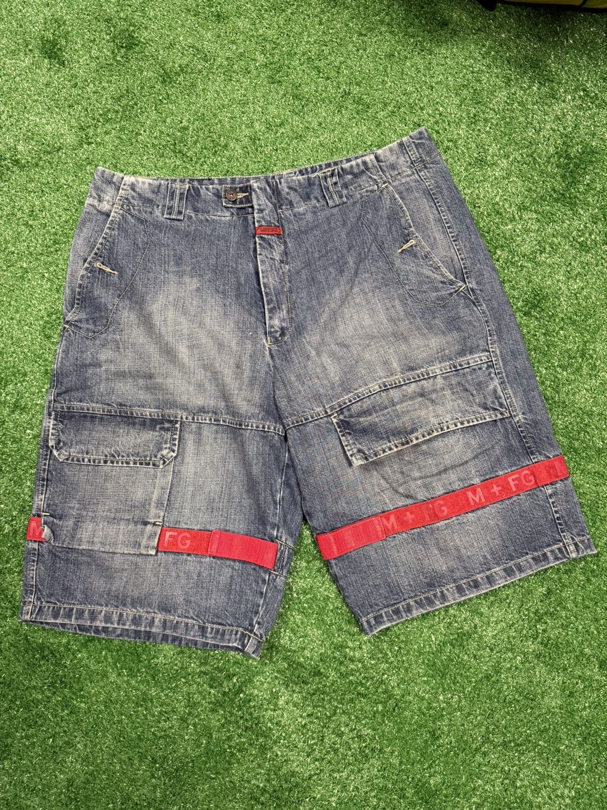 Girbaud jean shorts sz 38