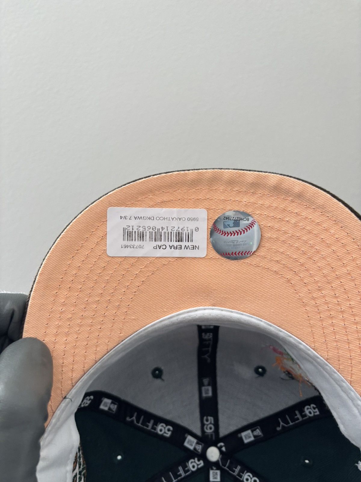 Vintage OAKLAND ATHLETICS PEACH BRIM SIDE PATCH EMBROIDERED FITTED Size ONE SIZE - 6 Thumbnail