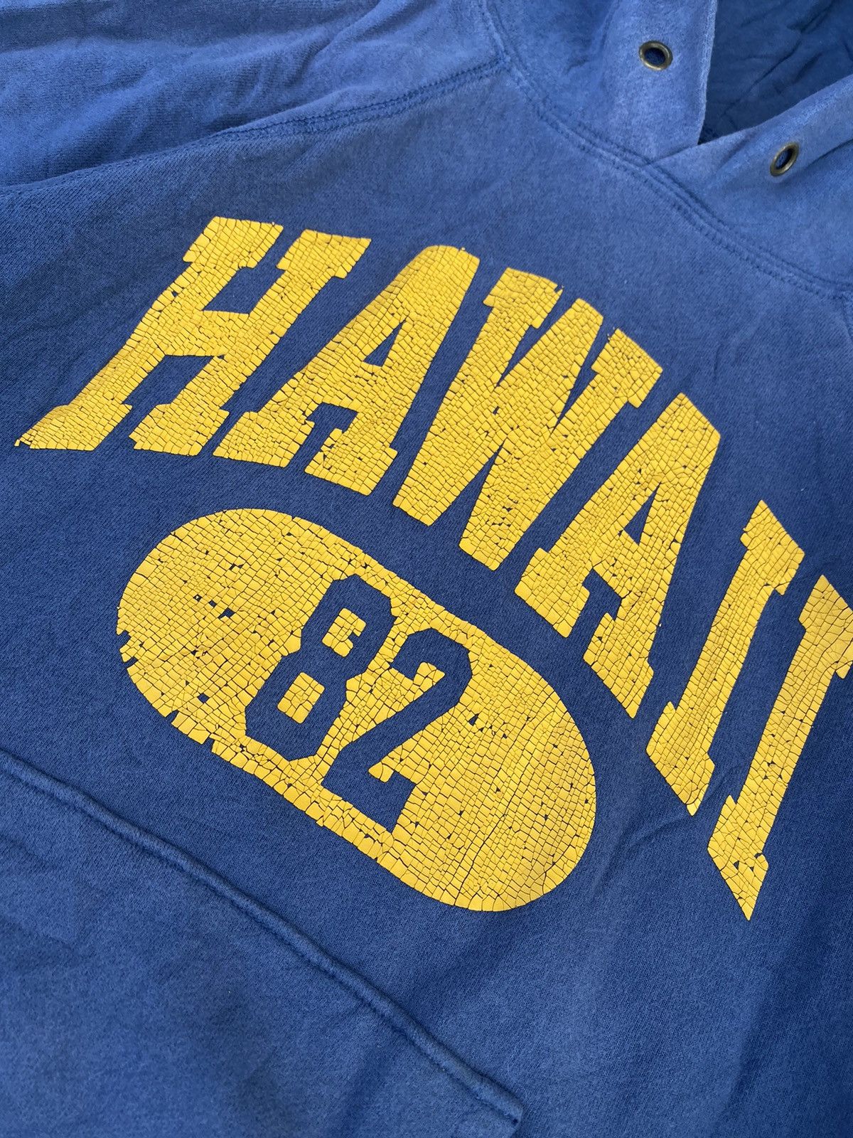 Champion × Vintage Vintage Faded Y2K Hawaii Champion College Hoodie Size US S / EU 44-46 / 1 - 3 Thumbnail