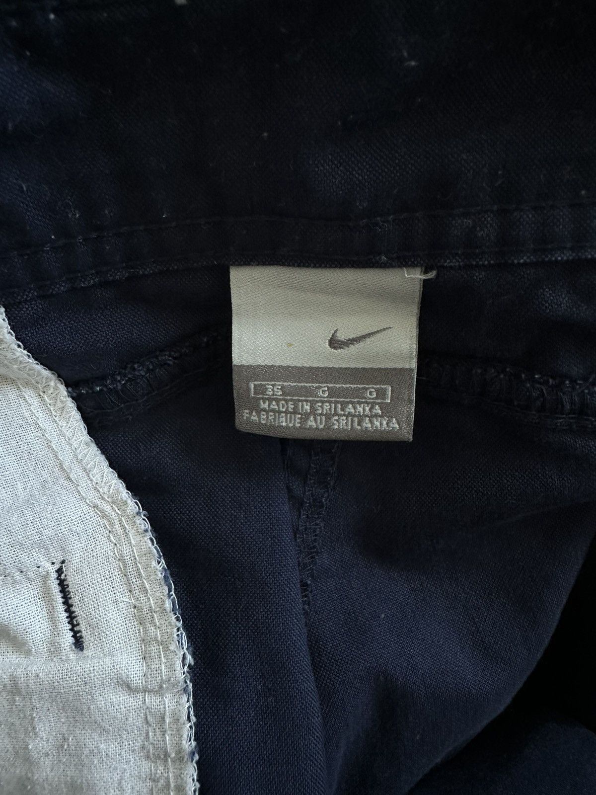 Nike Vintage Y2K Nike Swoosh Cargo Shorts Navy Blue Size US 36 / EU 52 - 6 Thumbnail