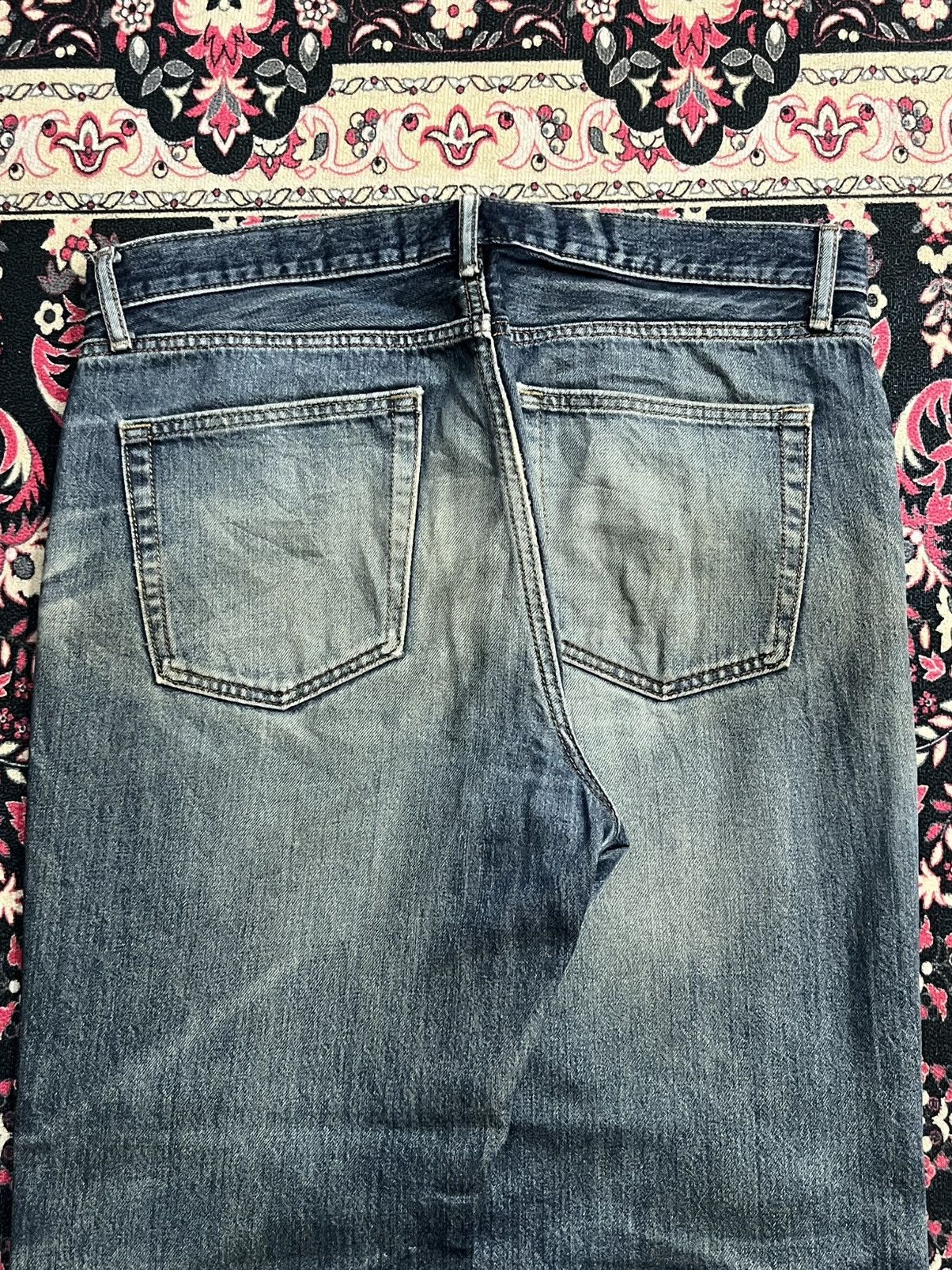 Undercover × Uniqlo Vintage Uniqlo Blue Faded Washed Trashed Straight Leg Jeans Size US 32 / EU 48 - 7 Thumbnail