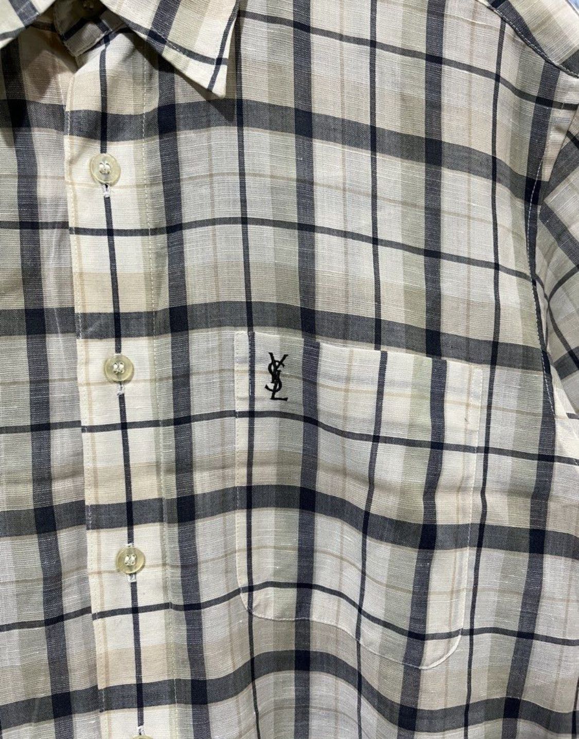 Yves Saint Laurent Vintage Yves Saint Laurent Shirt Short Sleeve Button Up Size US L / EU 52-54 / 3 - 4 Thumbnail
