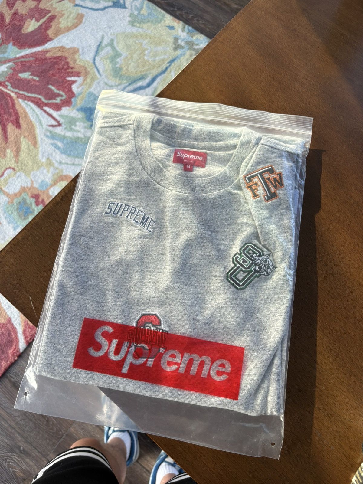Supreme Universities S/S Top SS20 Grey