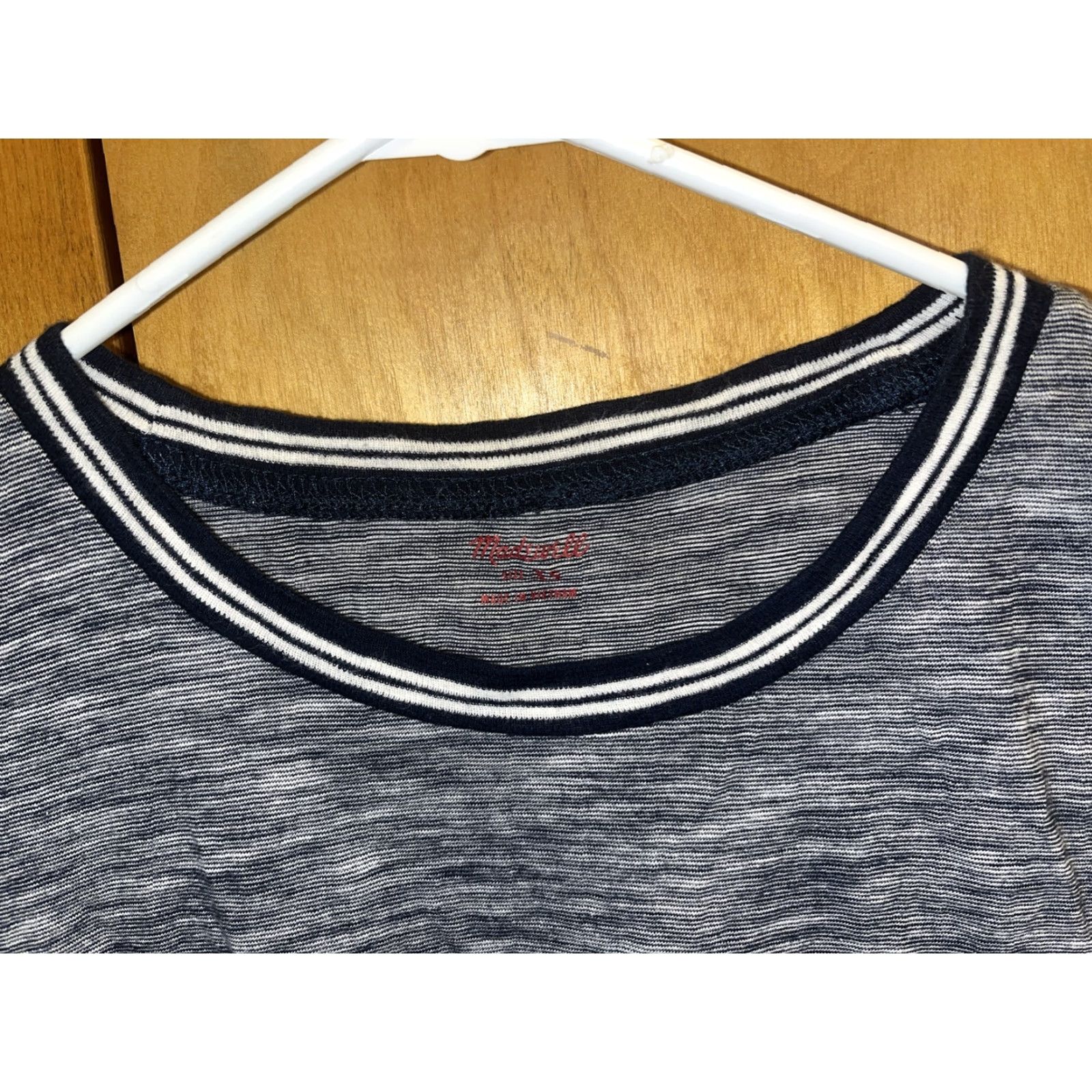 Madewell VINTAGE Madewell Women's T-Shirt Shirt XS Short Sleeve Navy Blue Striped Collared Spring Summer Fall Women Size XS / US 0-2 / IT 36-38 - 2 Thumbnail