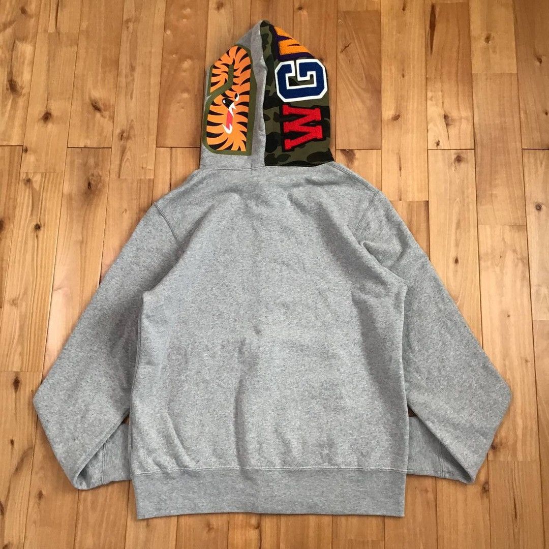 Bape BAPE logo shark full zip hoodie a bathing ape BAPE CAMO Size US L / EU 52-54 / 3 - 3 Thumbnail