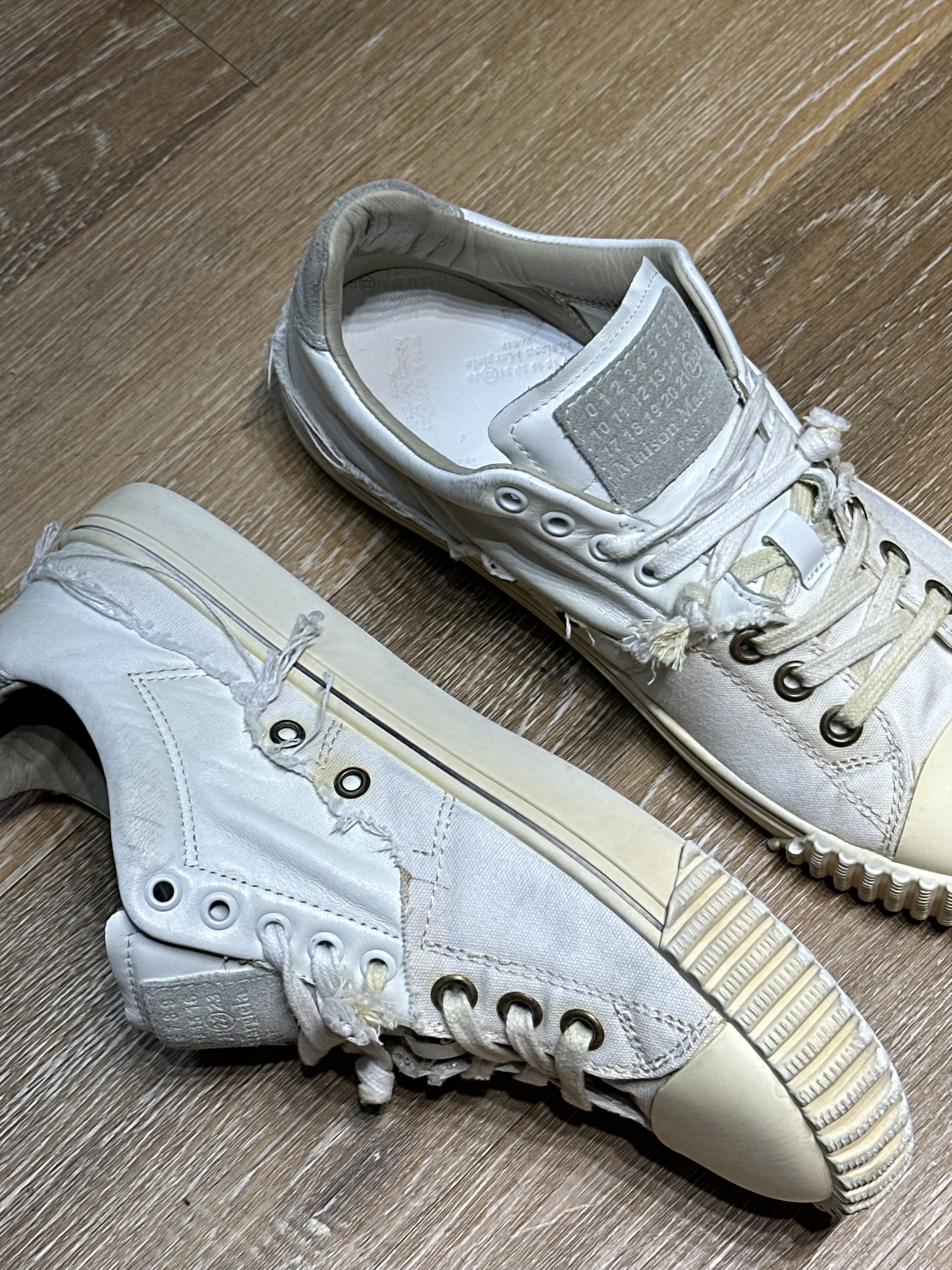 Maison Margiela Maison Margiela Evolution White Size US 8 / EU 41 - 2 Thumbnail