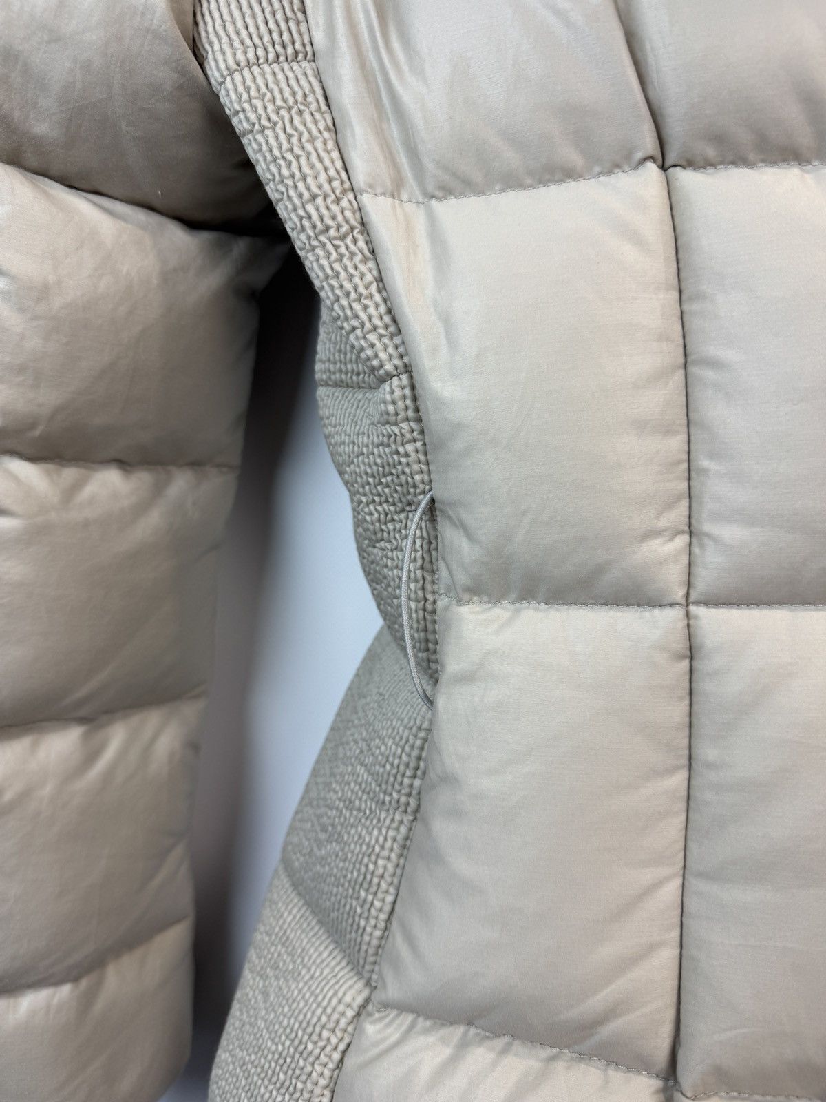 Moncler Moncler Signac Hood Down Puffer Jacket Women’s Beige Size 1 Size XS / US 0-2 / IT 36-38 - 19 Thumbnail