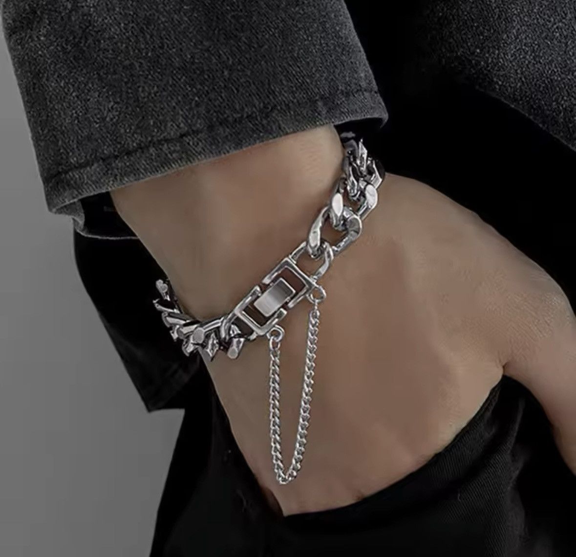 Jewelry Cuban link bracelet Size ONE SIZE - 1 Thumbnail