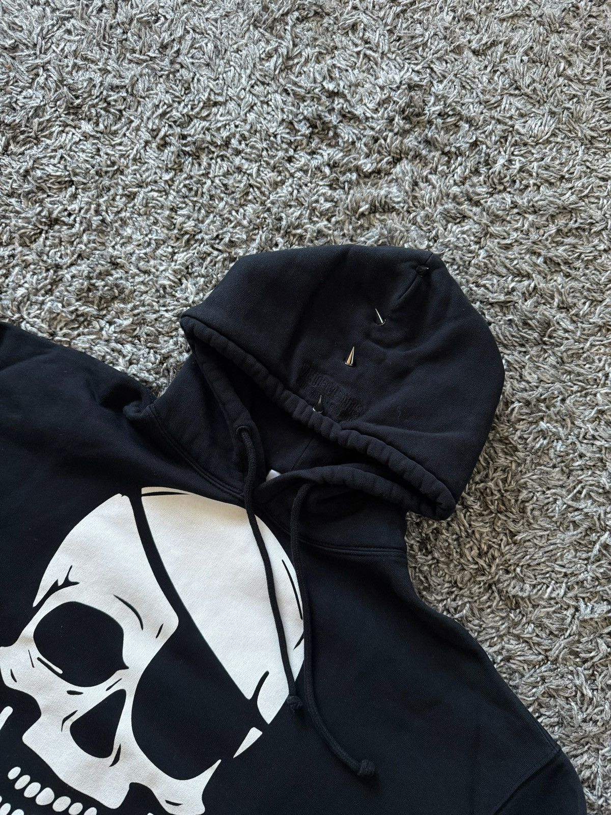 Vetements Vetements Pirate Spiked Hoodie Size US S / EU 44-46 / 1 - 2 Thumbnail