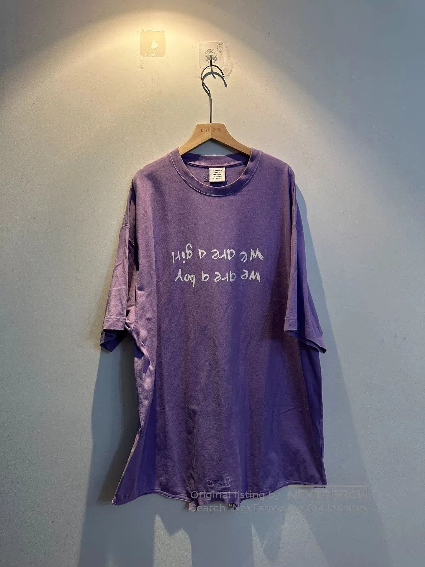 Vetements vetements purple short sleeve graphic tee. Size US S / EU 44-46 / 1 - 1 Thumbnail
