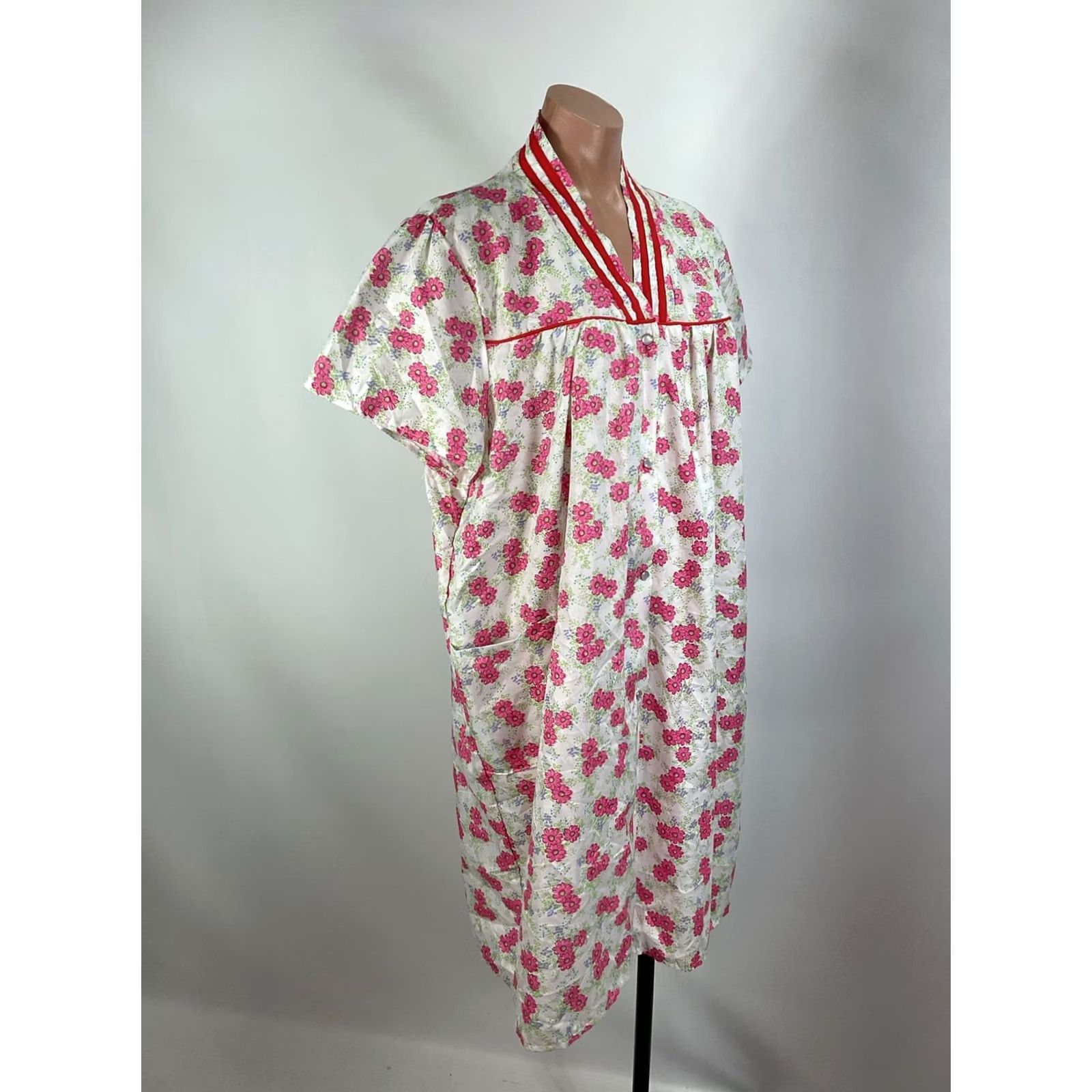Vintage VINTAGE Floral Psychedelic Mumu House Coat Night Gown PLUS 1X Snap Front Size XL / US 12-14 / IT 48-50 - 3 Thumbnail