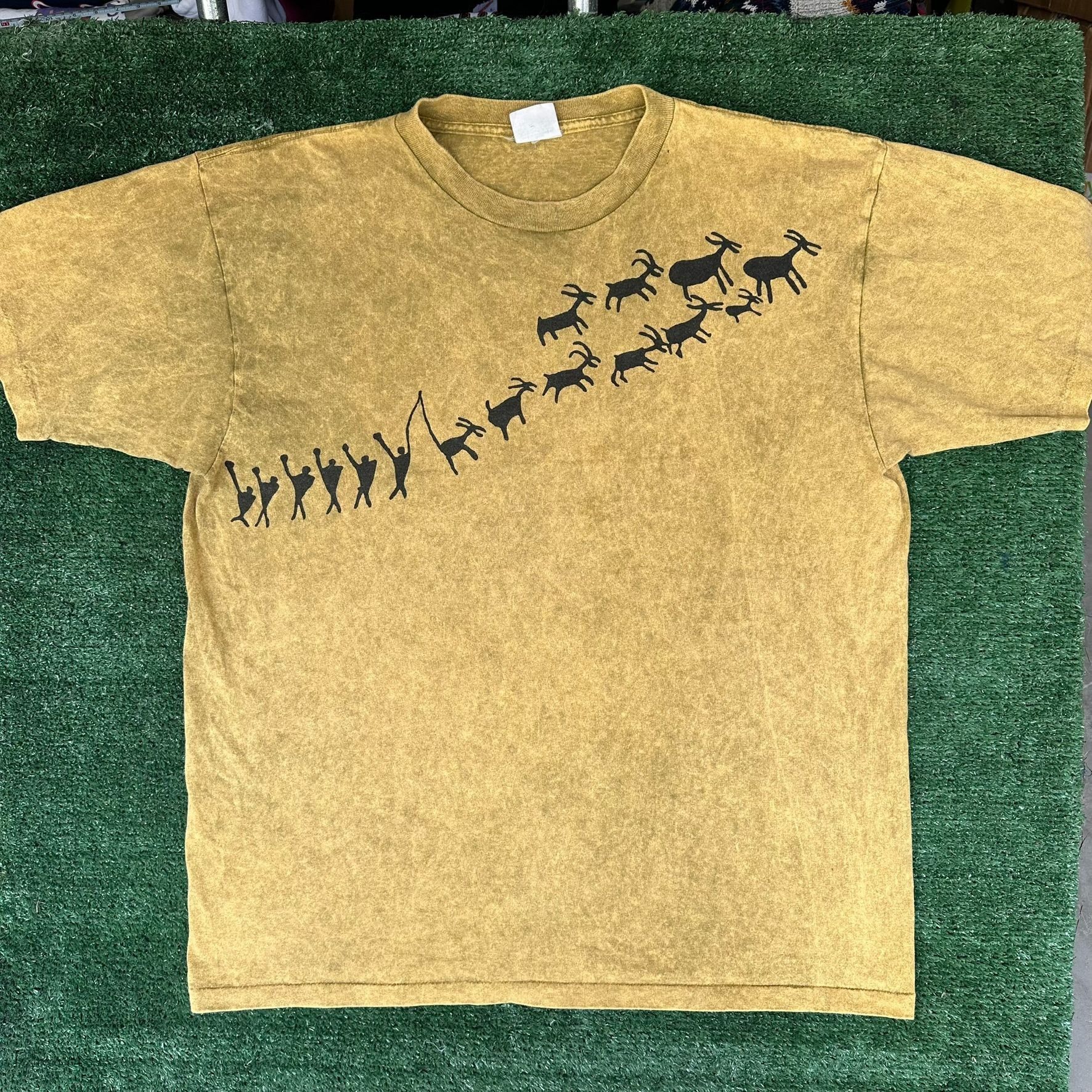 Vintage Vintage 90s Native Indian Cave Art T-Shirt Tie Dye Tan XL Si Size US XL / EU 56 / 4 - 1 Thumbnail