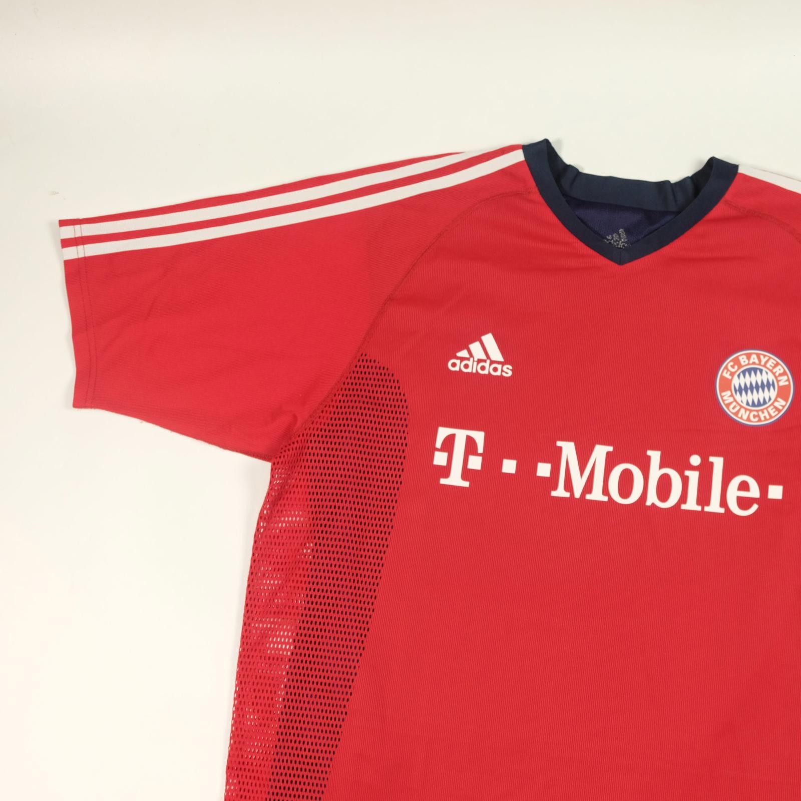 Adidas 2002/2003 Bayern Munich Home Shirt Ballack (L) Size US L / EU 52-54 / 3 - 4 Thumbnail