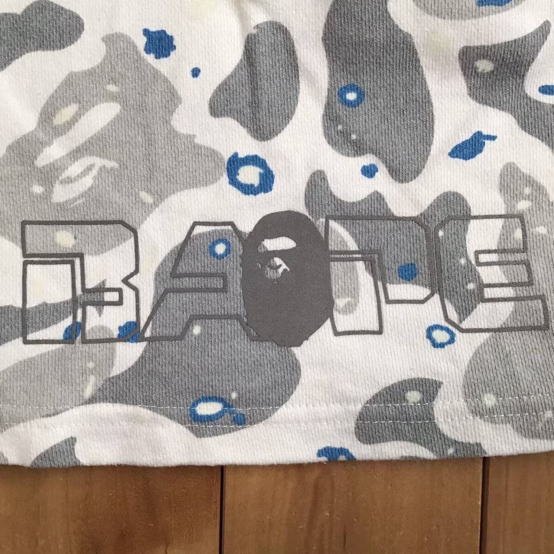 Bape 💫Glow in the dark💫 BAPE Space camo sweat shorts APE ★size M Size US 32 / EU 48 - 4 Thumbnail