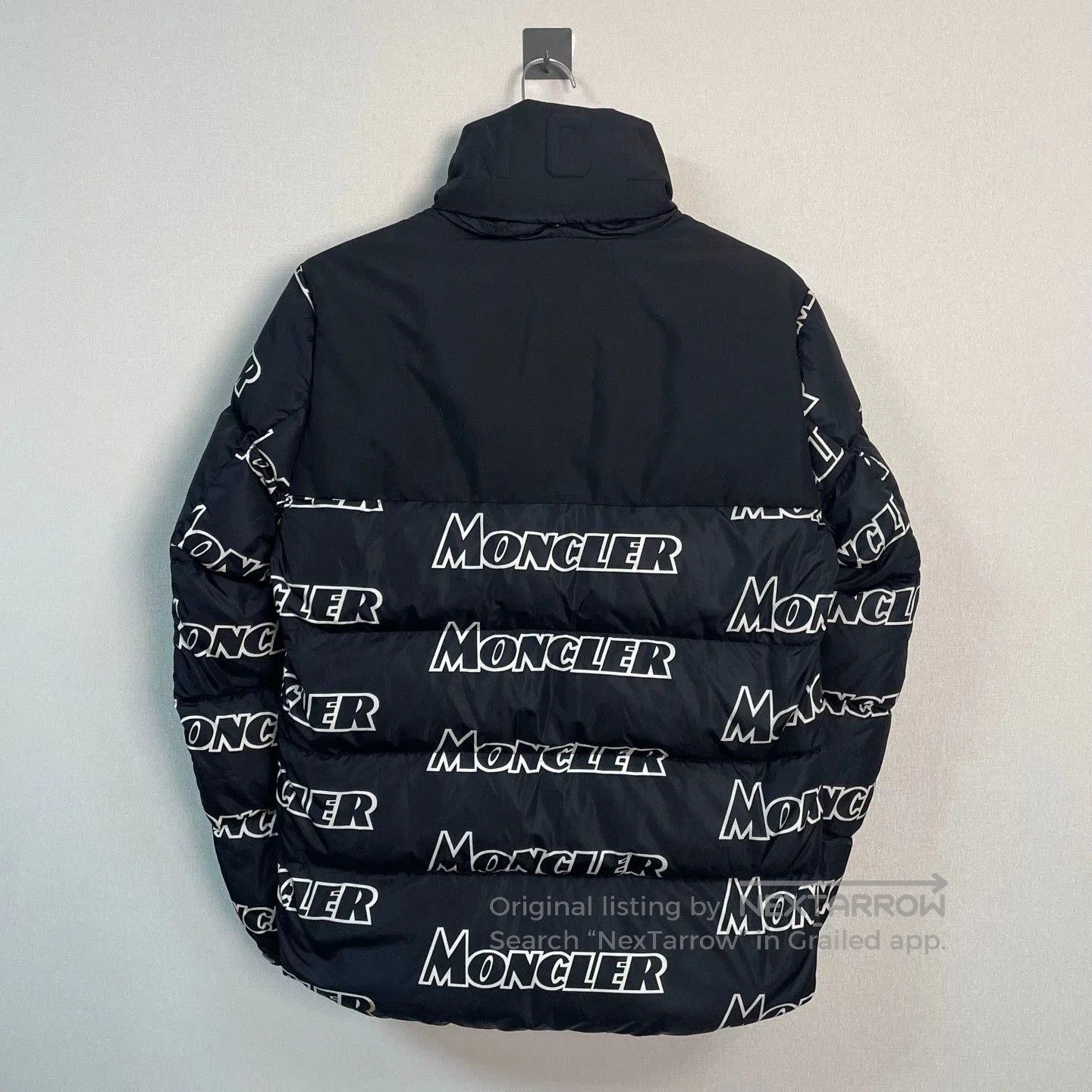 Moncler moncler black printed puffer jacket size 1. Size US XL / EU 56 / 4 - 2 Thumbnail