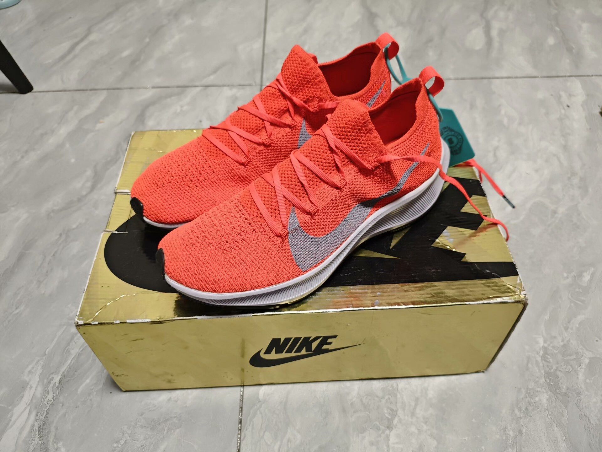 Nike Nike ZOOM Orange Lowtop Sneakers 10 Men Size US 10 / EU 43 - 1 Thumbnail