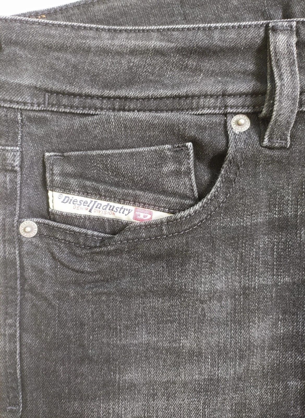 Diesel Diesel 1979 SLEENKER L.32 MENS JEANS T/9934 Size US 29 - 4 Thumbnail