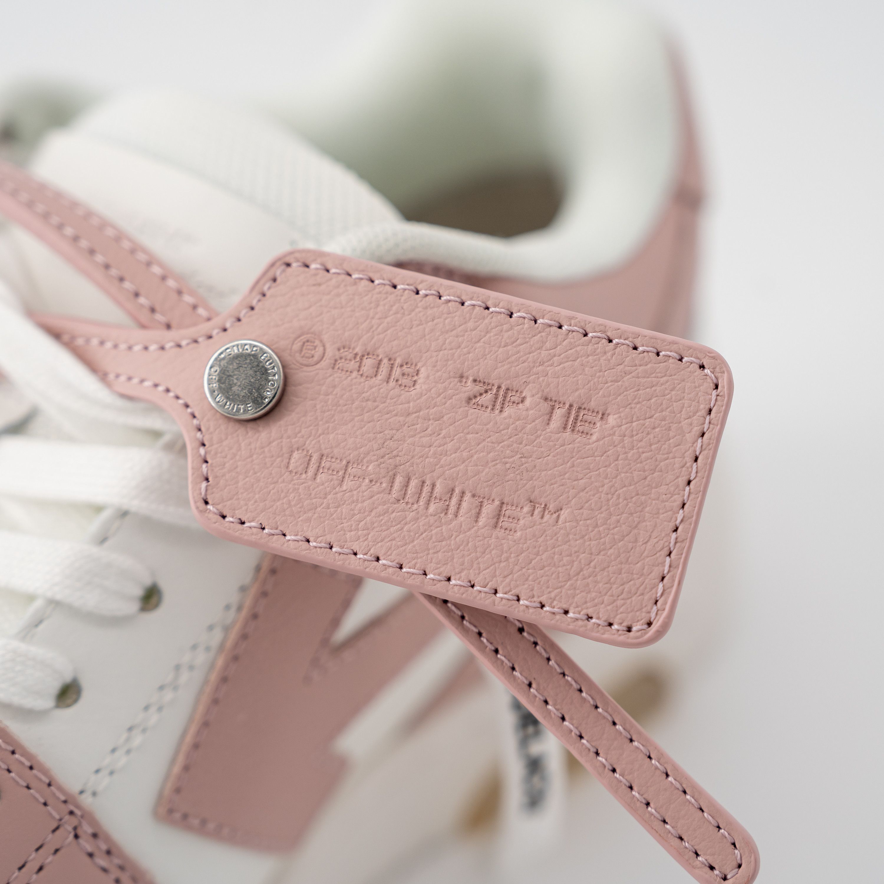 Off-White 10us 40eu Off-White Out Of Office White Pink Leather Sneaker Size US 10 / IT 40 - 9 Thumbnail