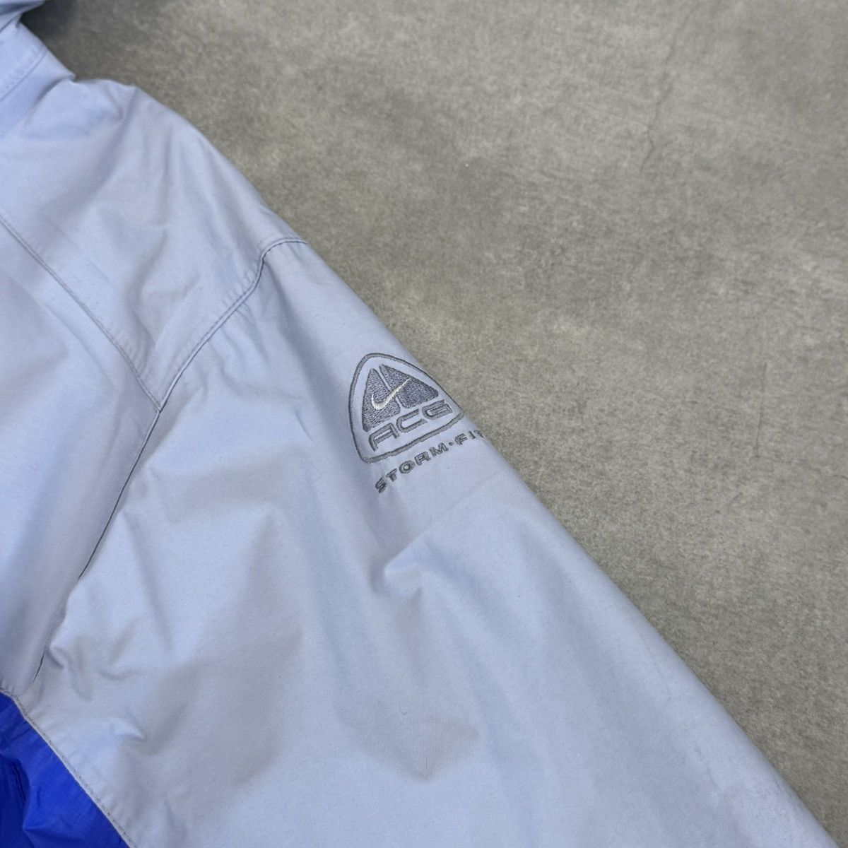 Nike ACG Vintage Nike ACG Storm-Fit Raincoat Jacket Women Y2K Blue Size M / US 6-8 / IT 42-44 - 12 Thumbnail