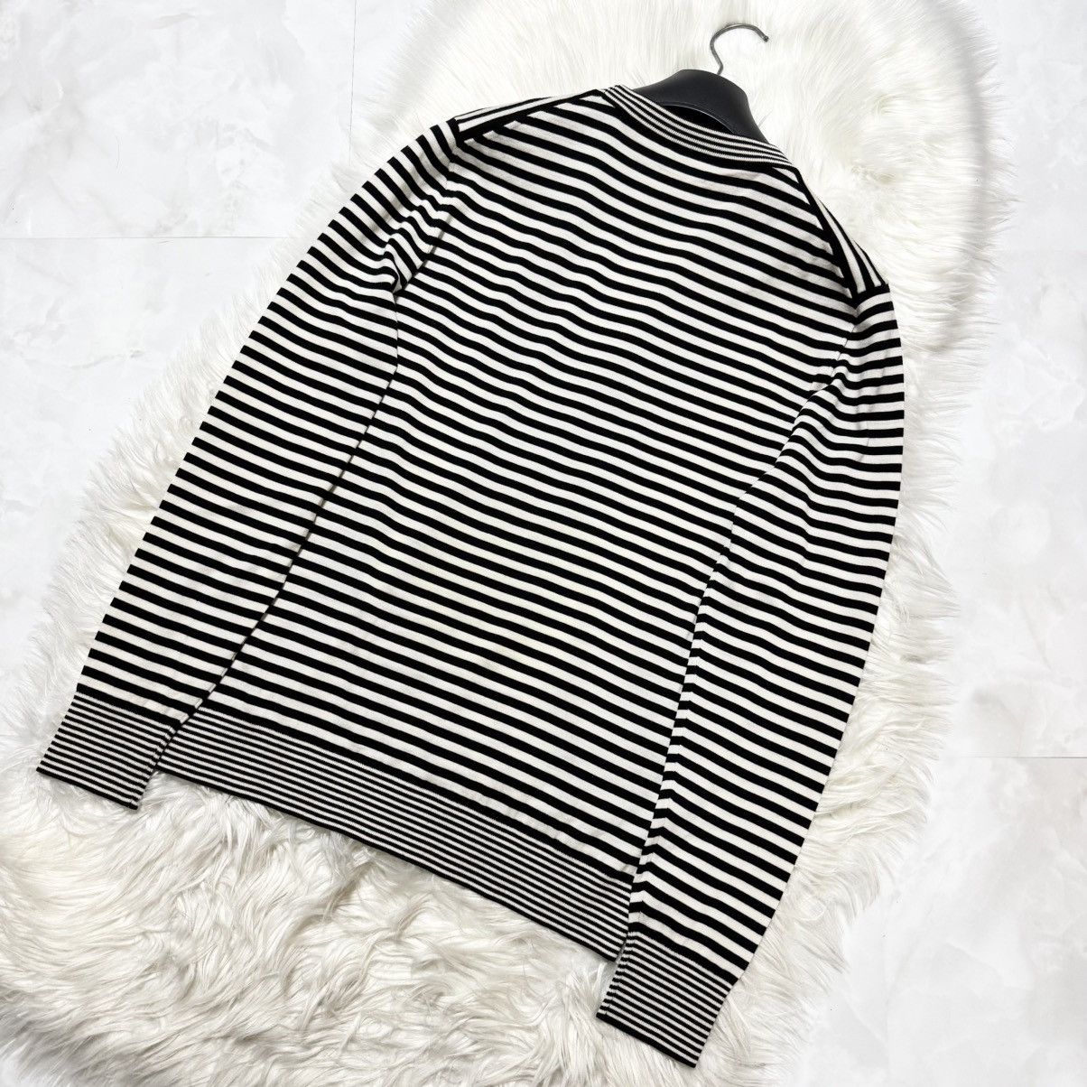 DIOR HOMME BEE刺繍ボーダータートルセーター DIOR HOMME BEE刺繍ボーダータートルセーター