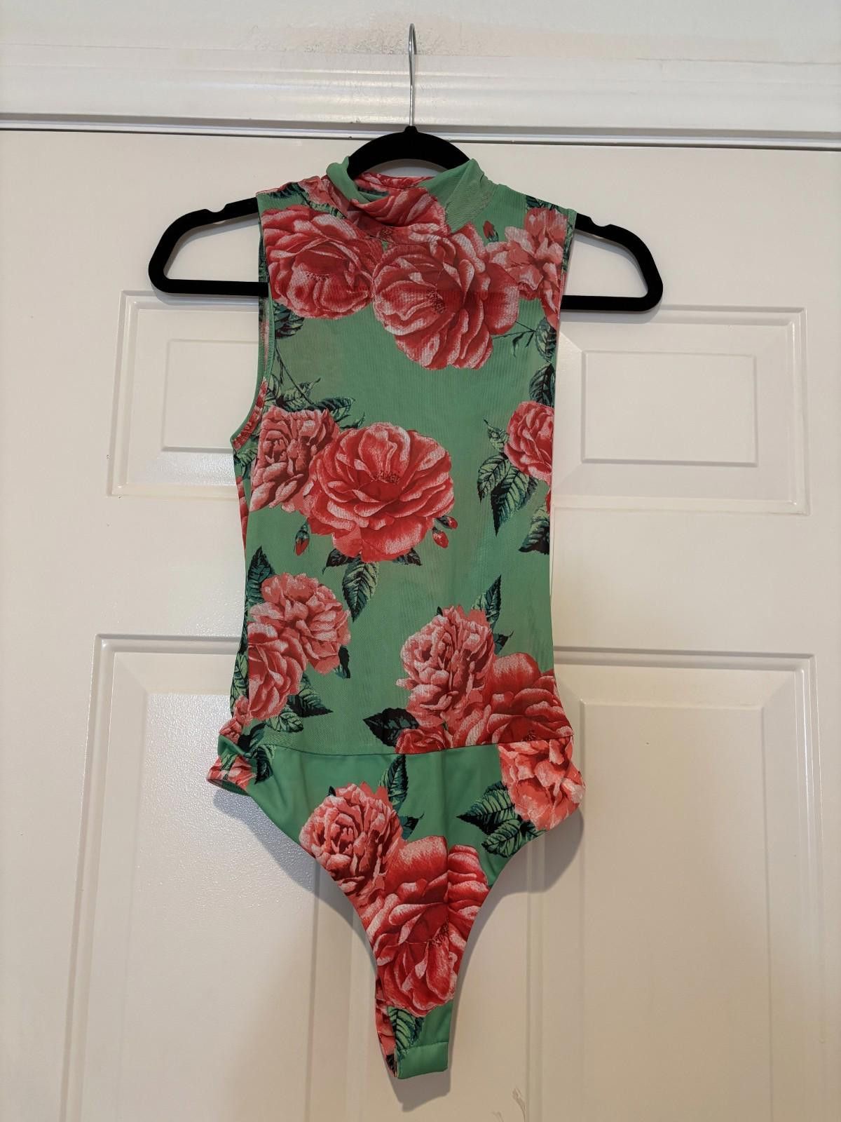 Under Armour Women's AFRM green floral body suit sz XS #600 Size XS / US 0-2 / IT 36-38 - 2 Thumbnail