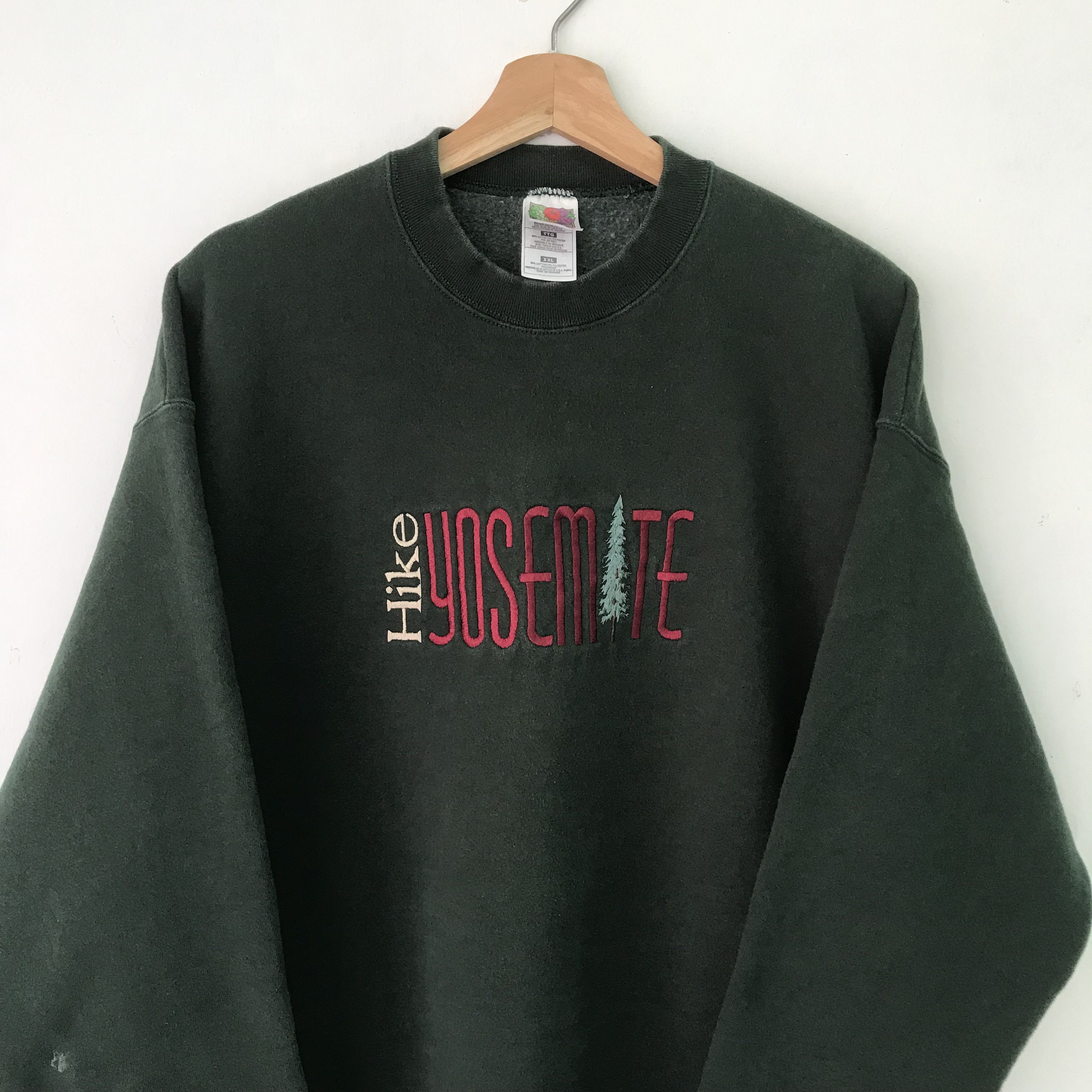 Vintage Vintage 90's Hike Yosemite Green Sweatshirt - 488 Size US L / EU 52-54 / 3 - 6 Thumbnail