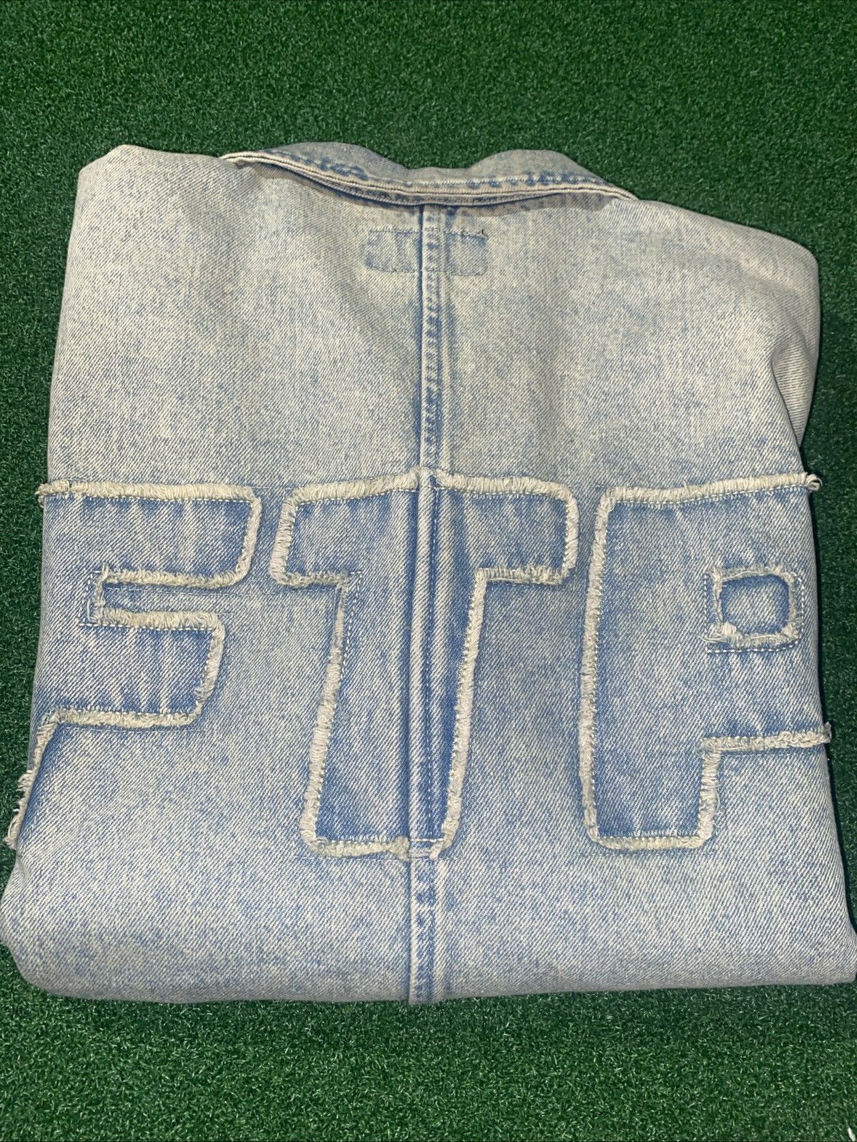 Fuck The Population FTP frayed denim logo chore coat dirty indigo wash size M Size US M / EU 48-50 / 2 - 8 Thumbnail