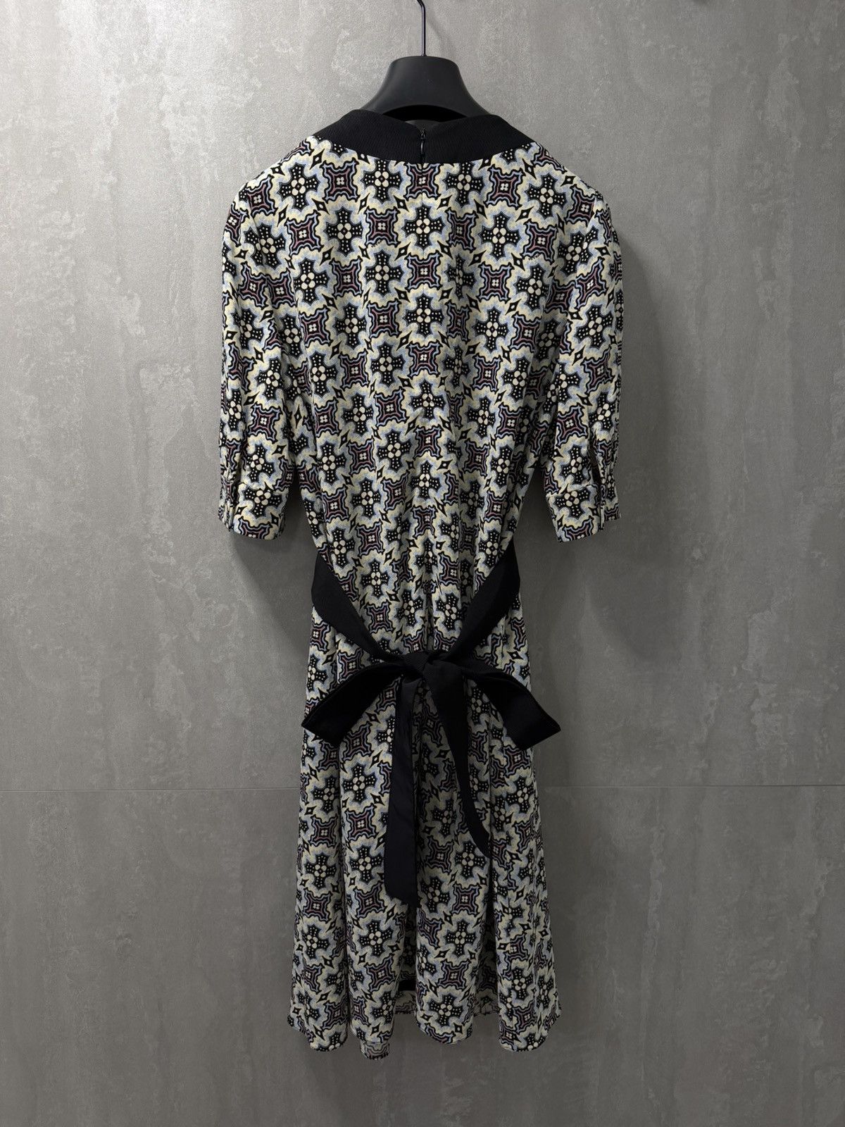Prada Prada 2015 Purple & Blue Printed Viscose Stretch Crepe Dress Size S / US 4 / IT 40 - 8 Thumbnail