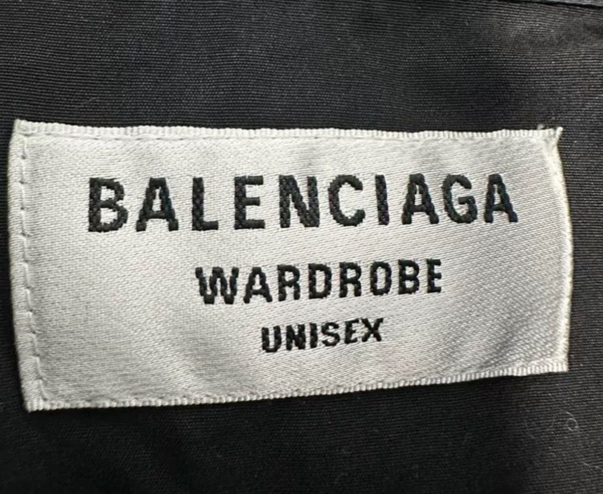Balenciaga Balenciaga Embroidered Letter Logo Shirt2412-Nextarrow Size US S / EU 44-46 / 1 - 3 Thumbnail