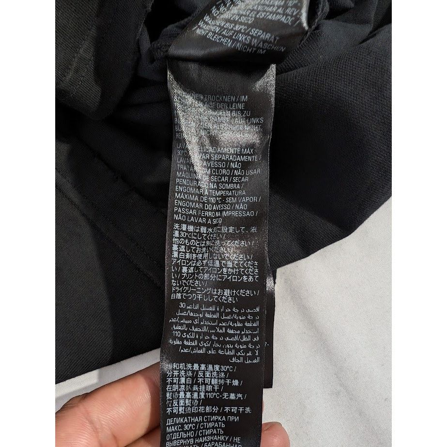 Balenciaga o1rshd1 L/S Double Front T-Shirt in Black Size US S / EU 44-46 / 1 - 18 Thumbnail