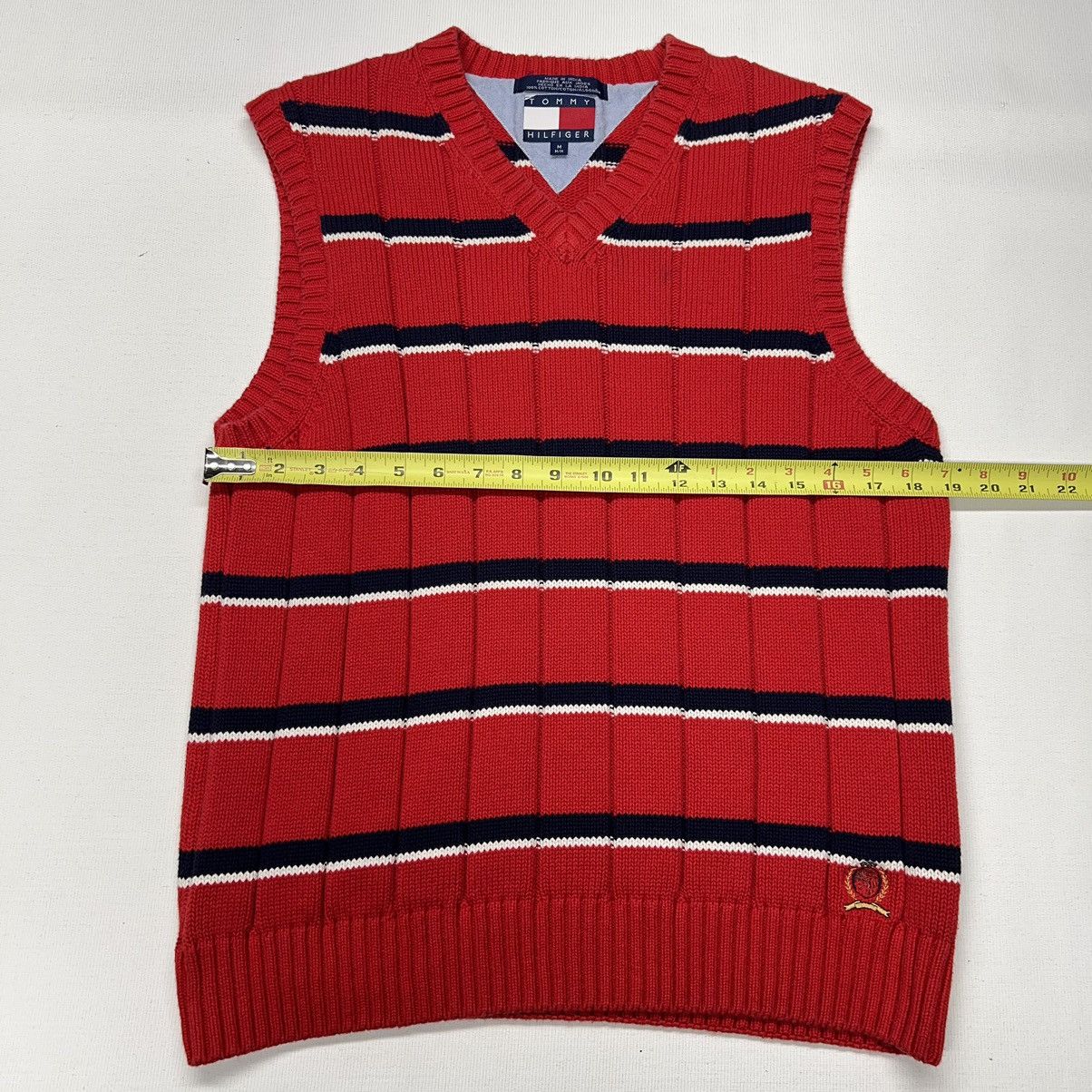Tommy Hilfiger × Vintage VTG Tommy Hilfiger Sweater Vest Red Striped V-Neck Knit Size US M / EU 48-50 / 2 - 14 Thumbnail