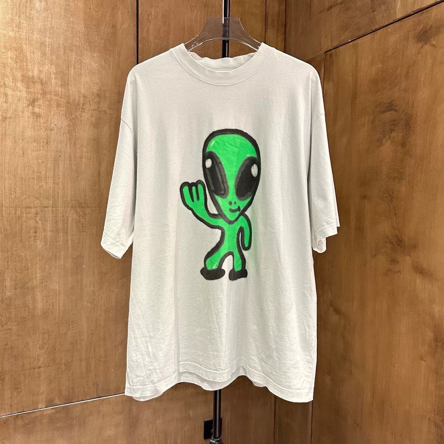 Balenciaga Balenciaga Retro Glow Multi T-Shirt L Men Size US L / EU 52-54 / 3 - 1 Thumbnail
