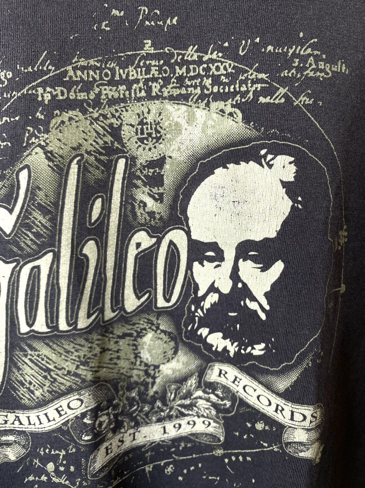 Vintage Vintage 00’s Galileo Galilei Astronomy Physics T Shirt Movie Size US L / EU 52-54 / 3 - 4 Thumbnail