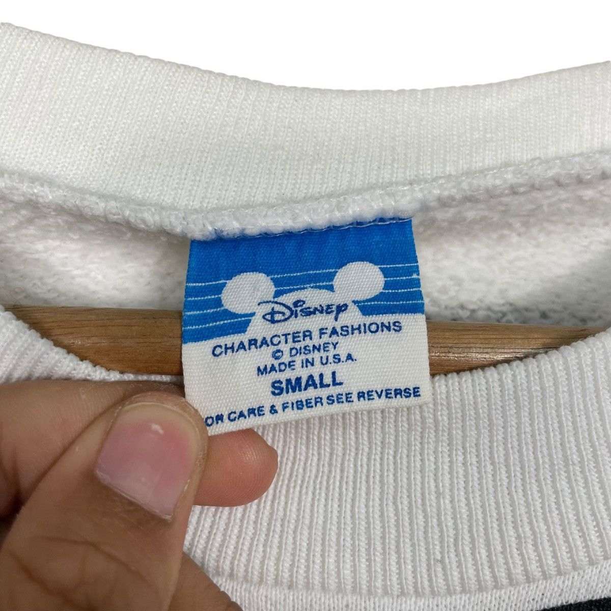 Disney Vtg 80s Disney Mickey Mouse Big Print Crewneck Sweatshirt Size US S / EU 44-46 / 1 - 10 Thumbnail