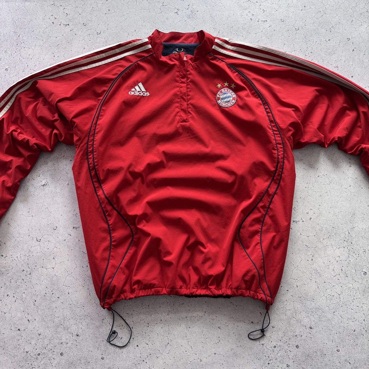 Adidas Vintage Adidas Fc Bayern Munchen Reversible Jacket Soccer Size US L / EU 52-54 / 3 - 16 Thumbnail