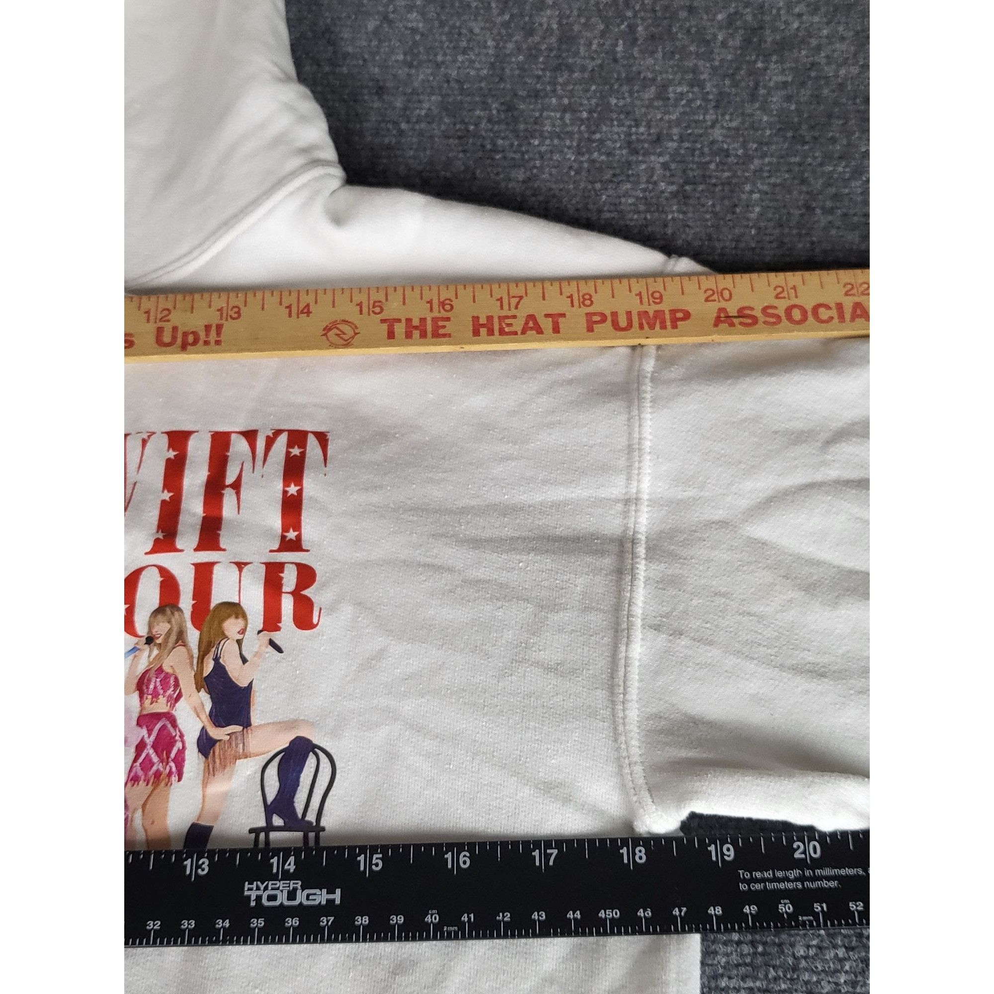 Gildan Taylor Swift The Eras Tour Hoodie Women Sz S Graphic Print W Size S / US 4 / IT 40 - 4 Thumbnail