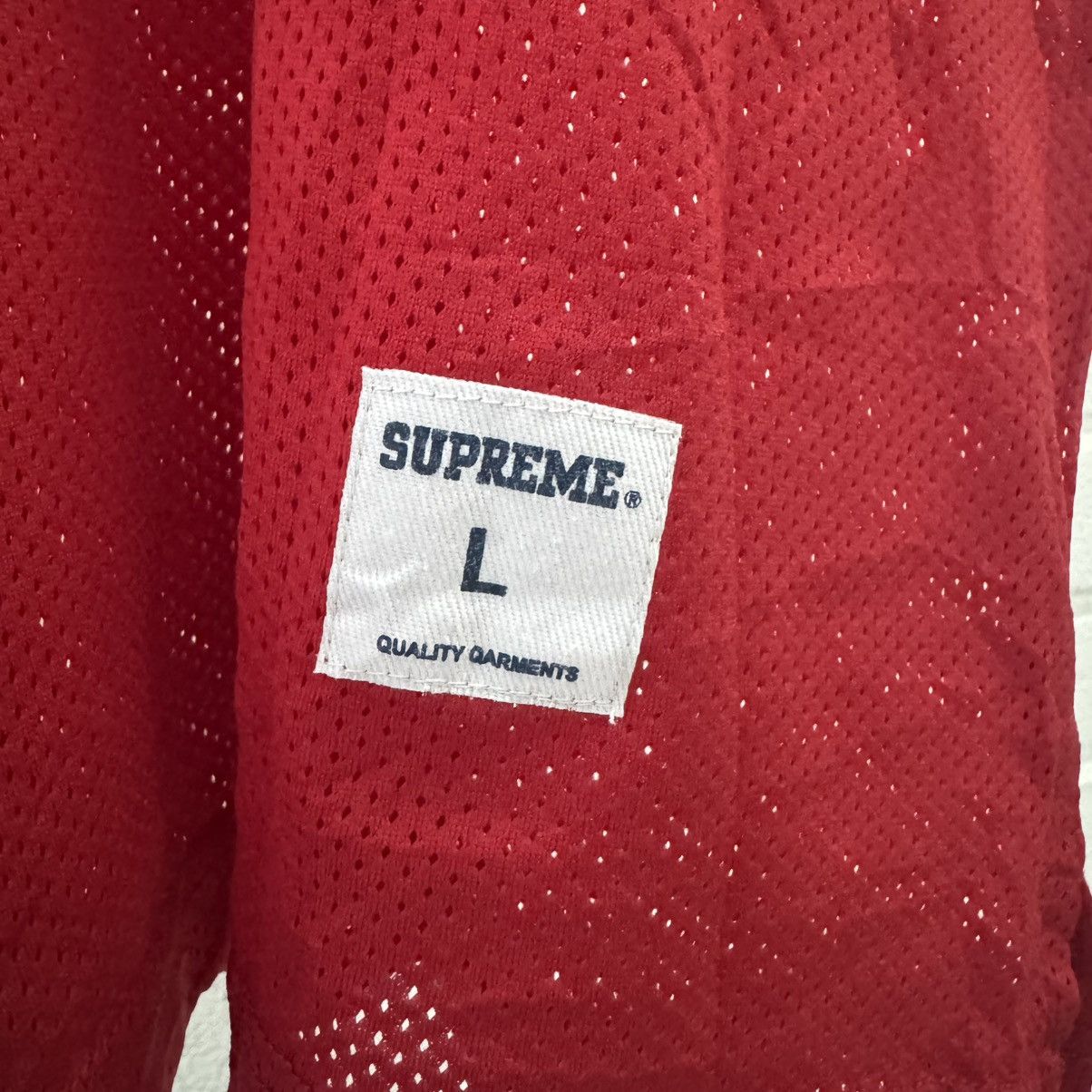 Supreme Supreme Tank Top Size US L / EU 52-54 / 3 - 5 Thumbnail