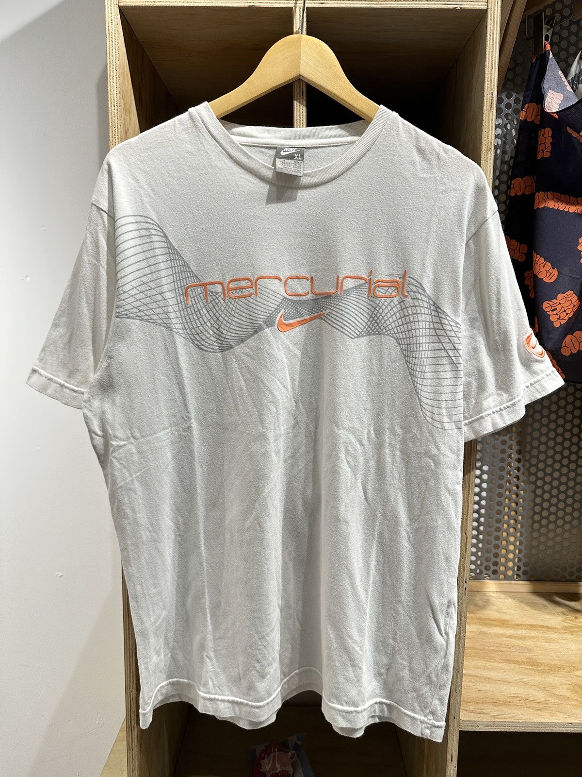 Nike Vintage Nike Mercurial 00's Football T-shirt Size US S / EU 44-46 / 1 - 1 Thumbnail
