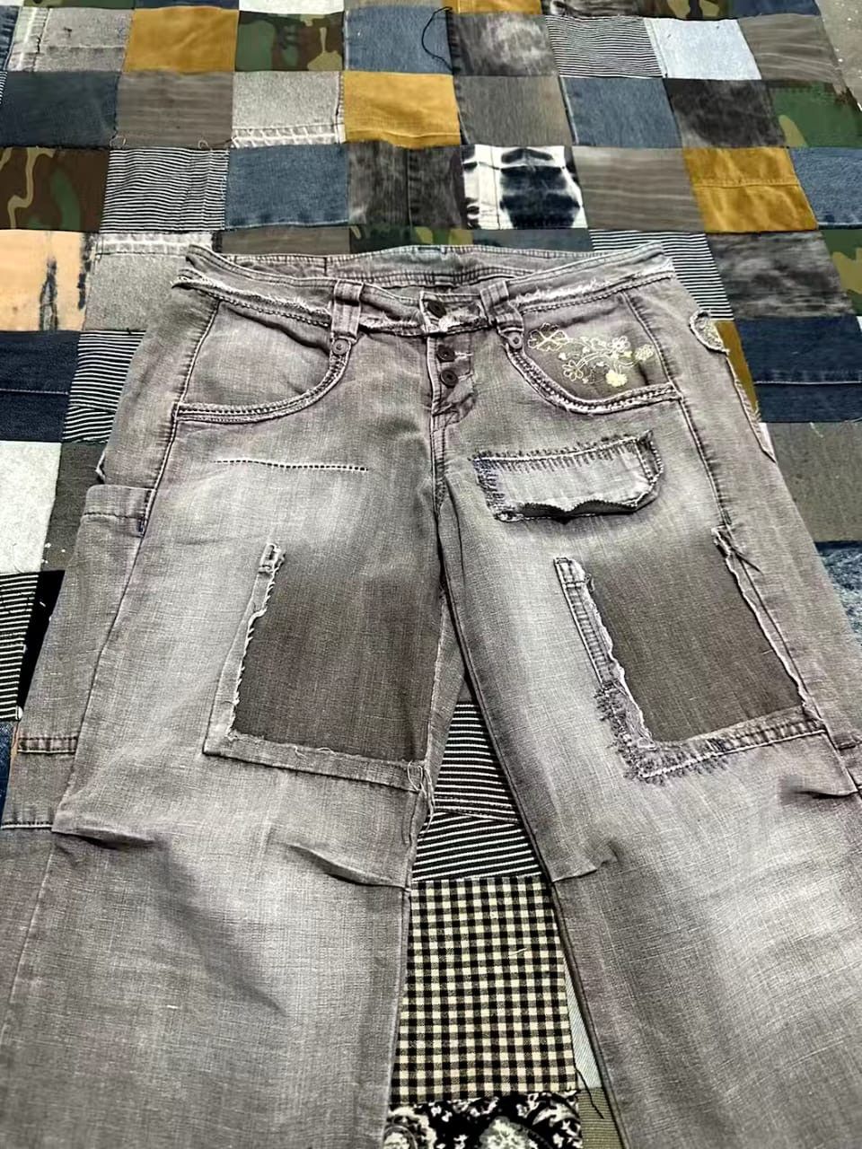 Marithe + Francois Girbaud Rare!!! Marithe Francois Girbaud Distressed Cropped Pants Size 28" / US 6 / IT 42 - 8 Thumbnail