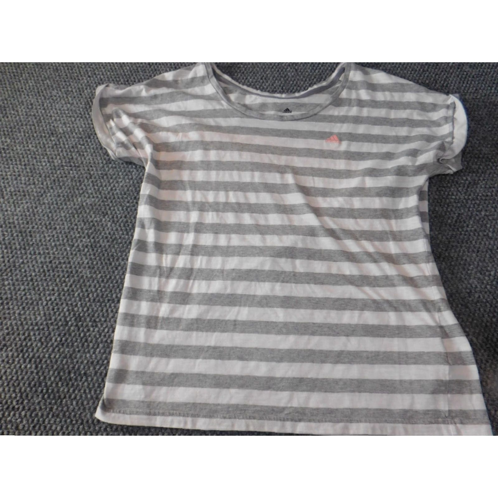 Adidas Adidas Womens Shirt Medium Gray Striped Crew Neck Pullover Logo Athletic Activewear M Women Size M / US 6-8 / IT 42-44 - 3 Thumbnail
