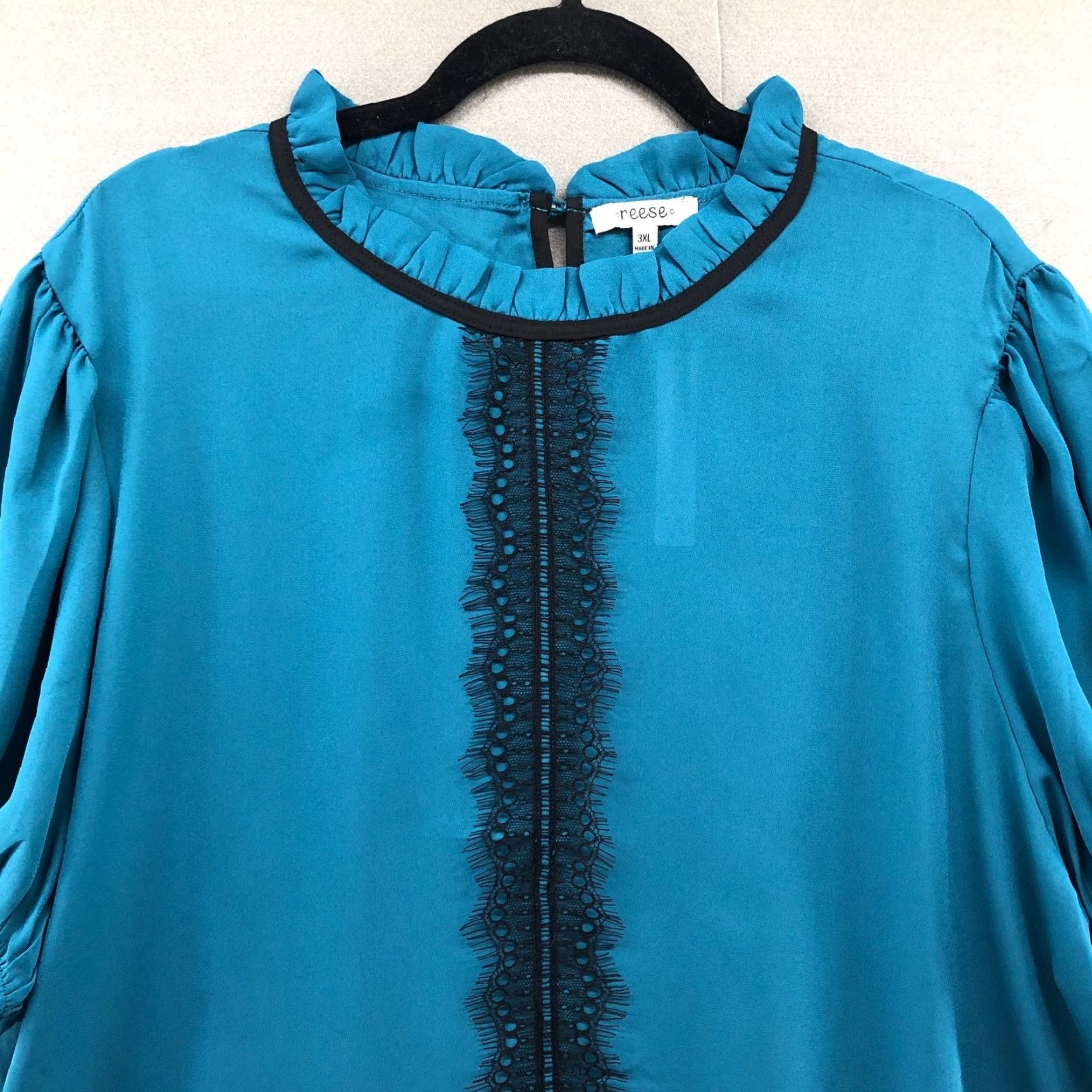 Vintage VINTAGE Reese Short Sleeve Blouse Womens 3X Blue Ruffle Neckline Chiffon Lace Size XXL / US 16-18 / IT 52-54 - 3 Thumbnail