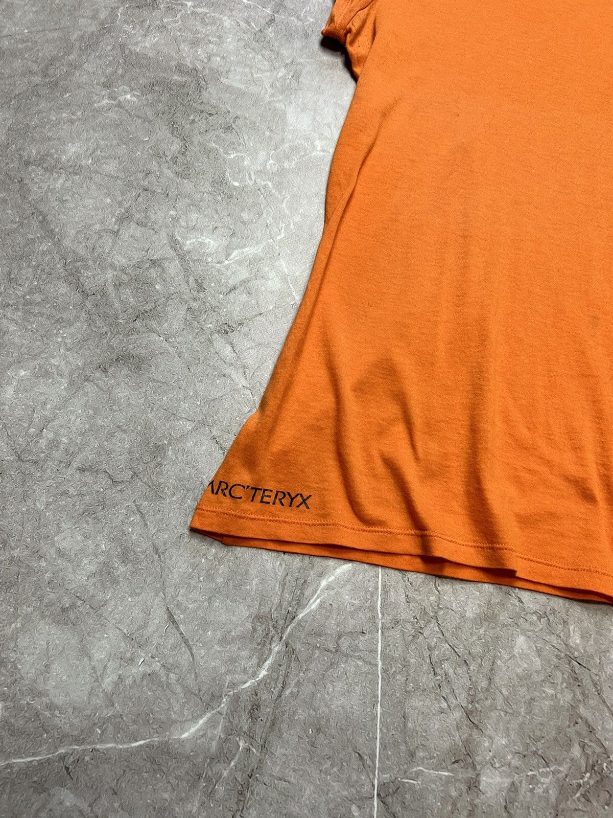 Arc'teryx × Vintage Arc teryx t-shirt Size M / US 6-8 / IT 42-44 - 4 Thumbnail