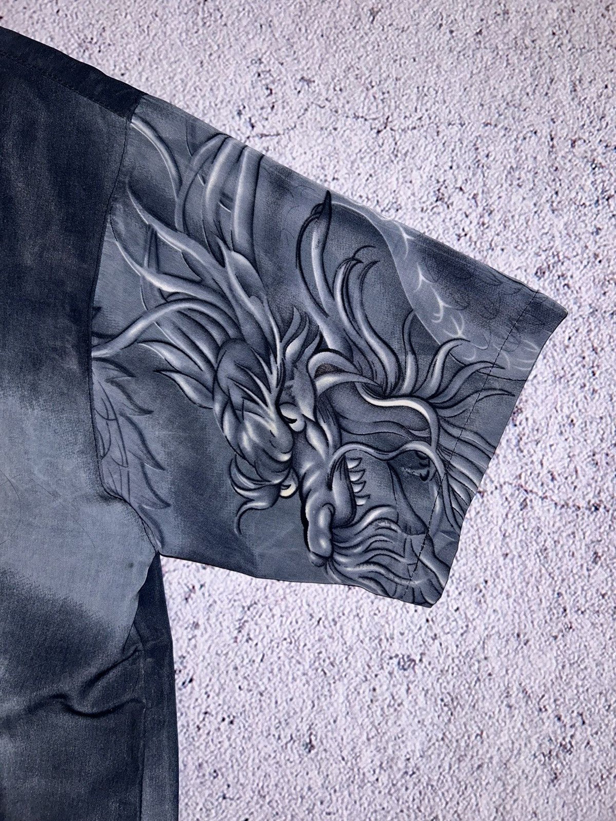 Vintage Japanese Brand Vintage Y2K VTG Japanese Dragon Print Shirt Size US XXL / EU 58 / 5 - 7 Thumbnail
